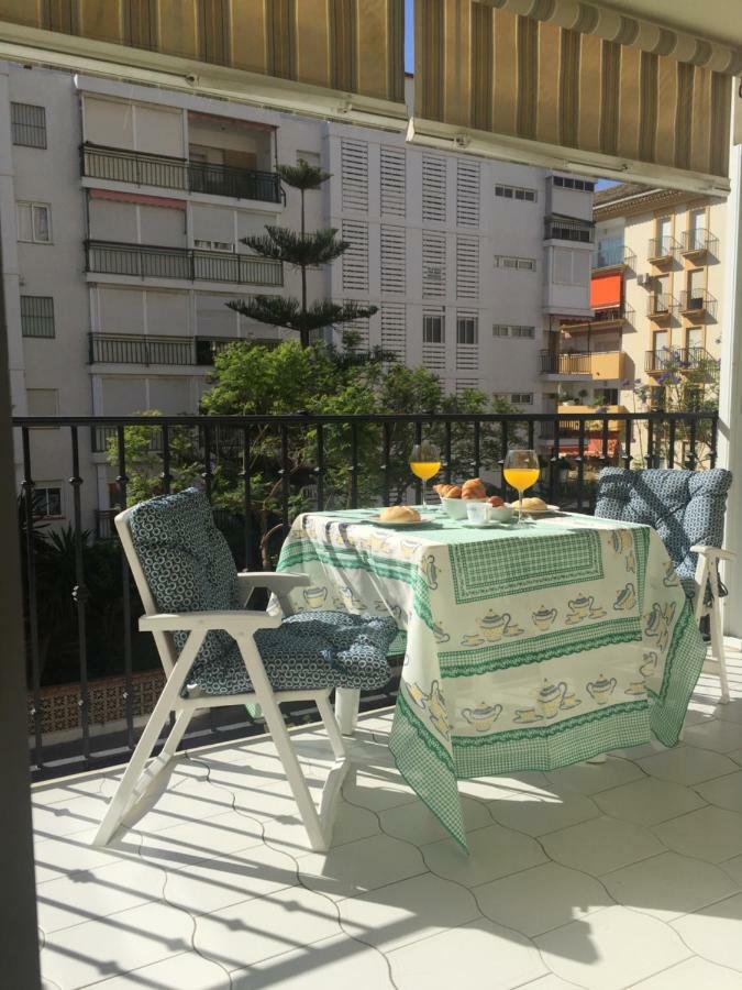 El Piso Hotel Фуeнхирола Екстериор снимка